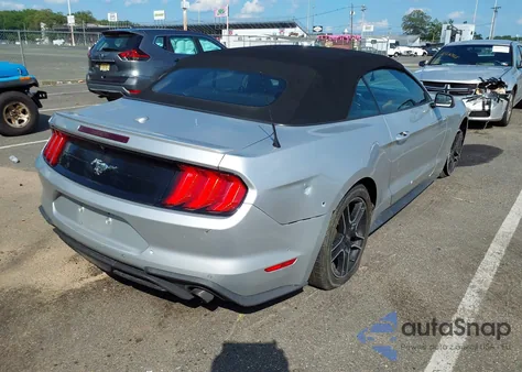 2019 Ford Mustang z USA, uszkodzony, nr VIN 1FATP8UH9K5153284